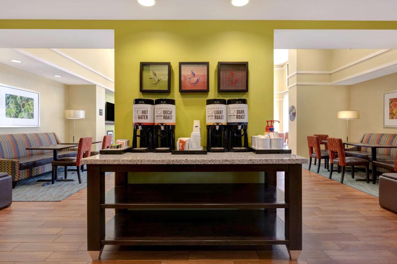 Hampton Inn & Suites Pensacola/Gulf Breeze Exteriör bild
