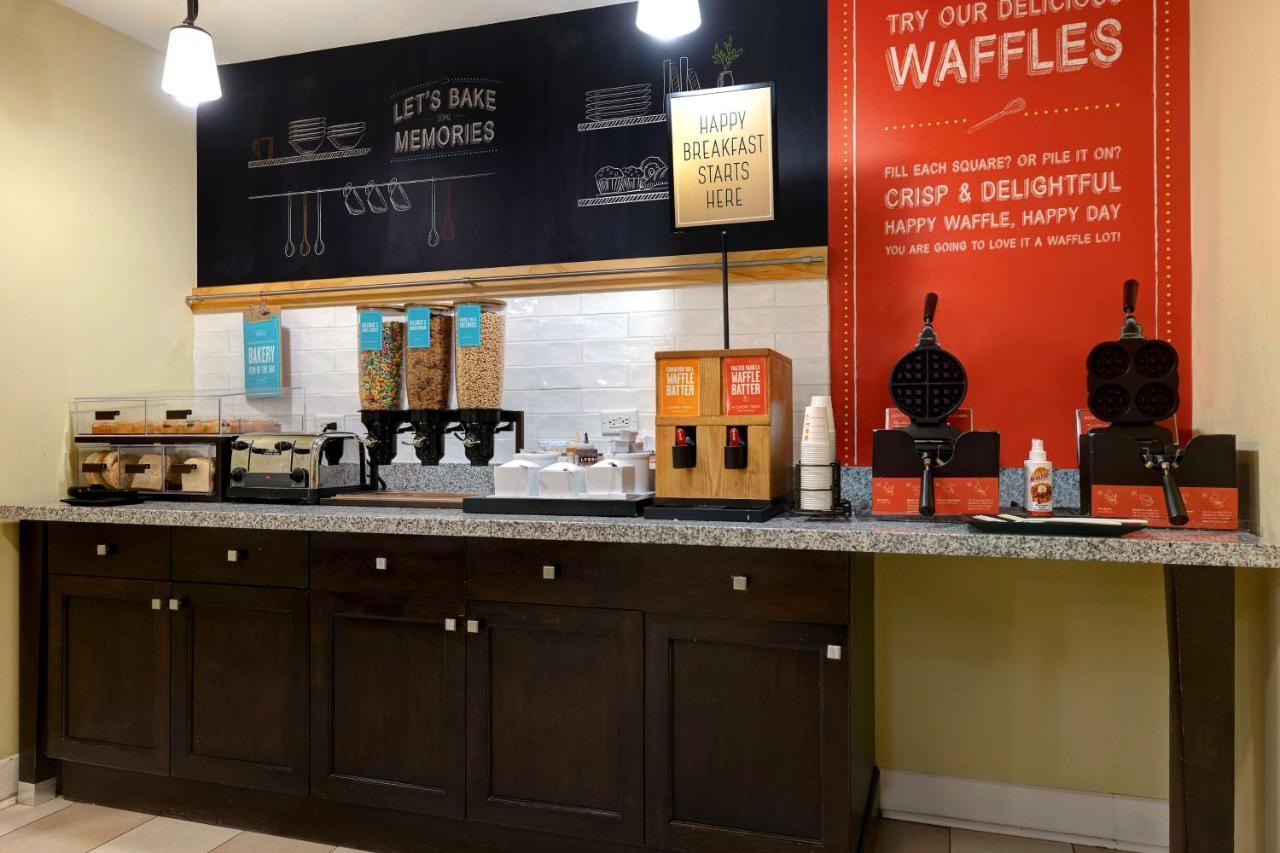 Hampton Inn & Suites Pensacola/Gulf Breeze Exteriör bild